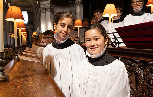 GIRL CHORISTERS