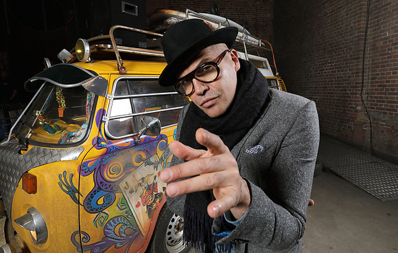 Billy Zane